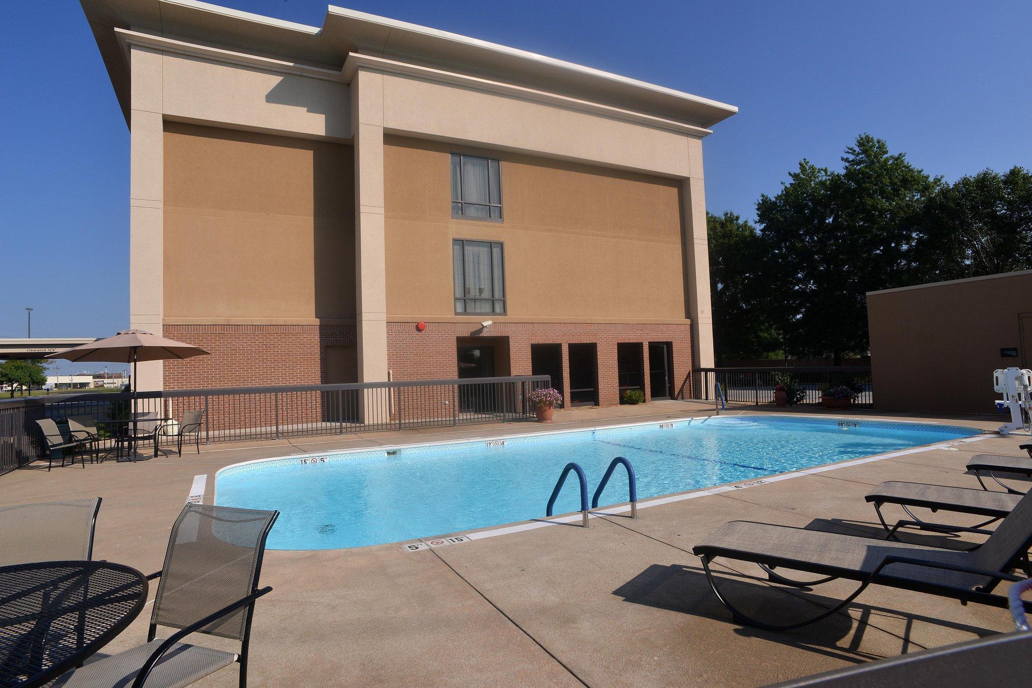 Hampton Inn Springfield-South Exterior foto